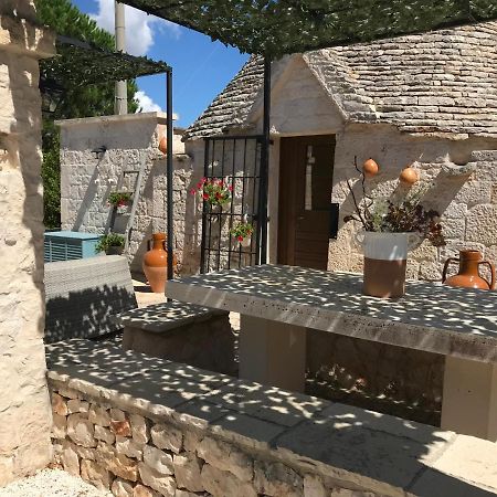 Bed and Breakfast Trullo Grace -Trulli Anti' Charme & Relax Alberobello Exterior foto